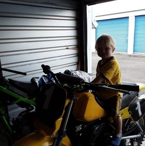 Meet your Posher, Troy